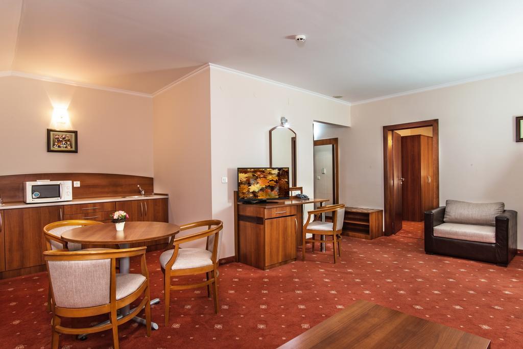 Hotel Izvor Starozagorski Bani Eksteriør bilde